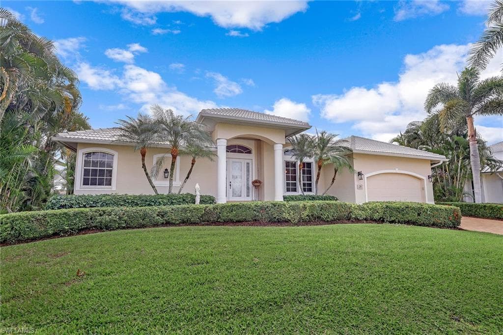 1786 Hummingbird CT MARCO ISLAND, FL 34145