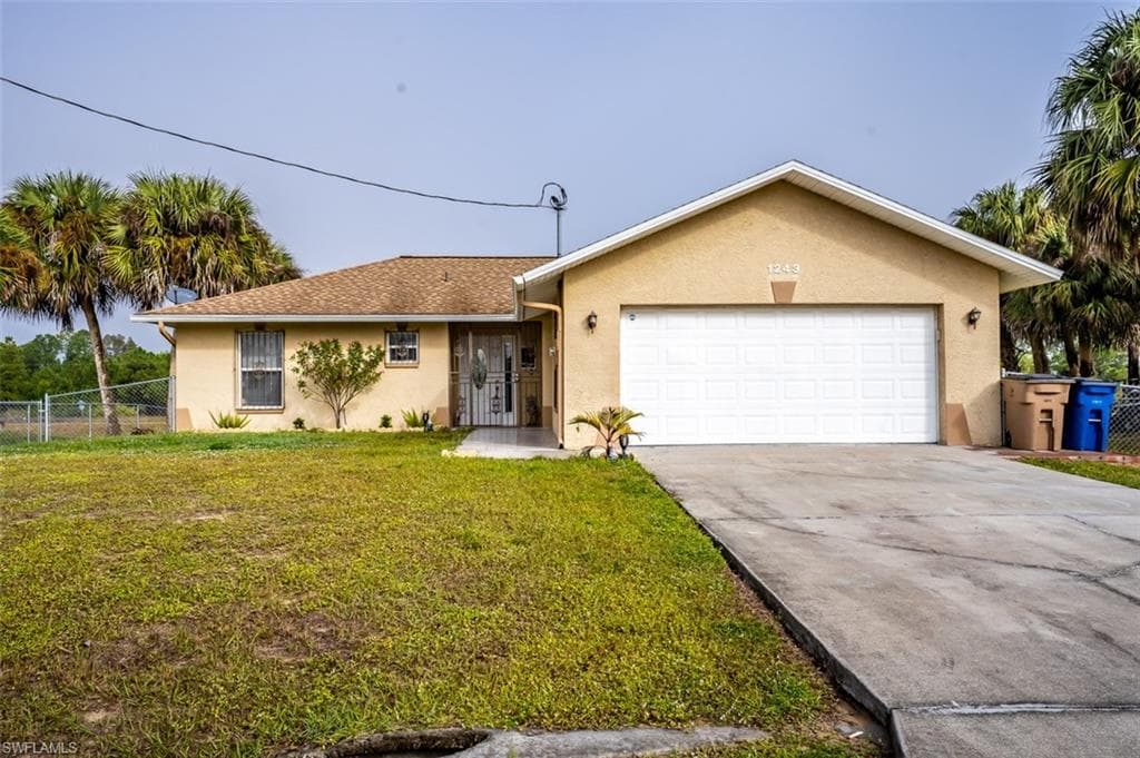 1243 Ermine ST E LEHIGH ACRES, FL 33974