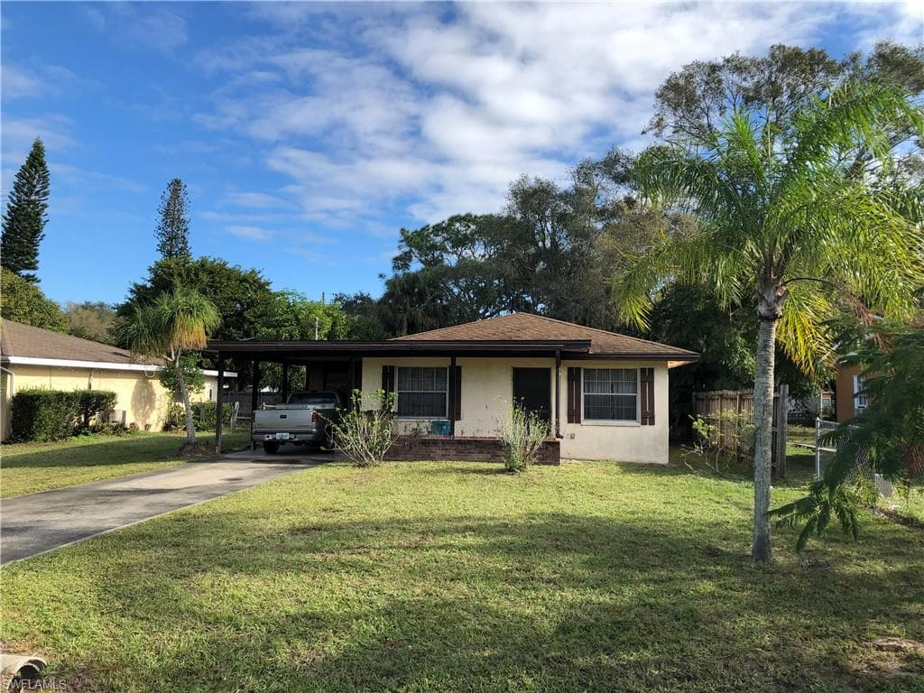 347 Flamingo CIR FORT MYERS, FL 33905