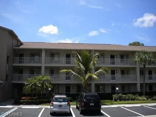 7340 Glenmoor LN 3106 NAPLES, FL 34104