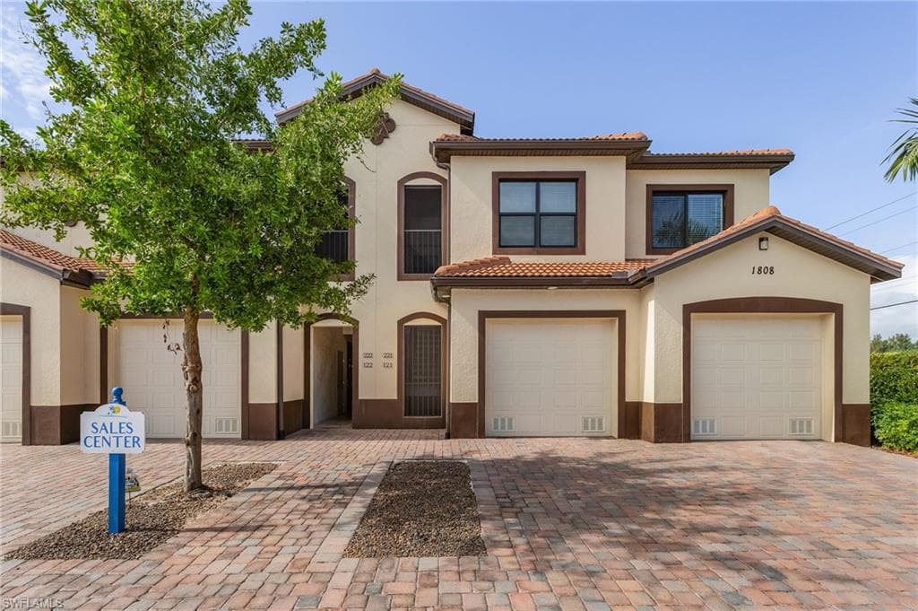 1808 William Reggie RD 121 CAPE CORAL, FL 33914
