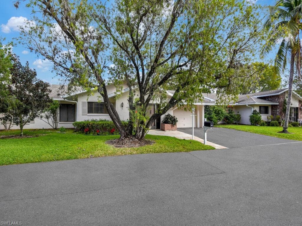11656 Pointe Circle DR FORT MYERS, FL 33908