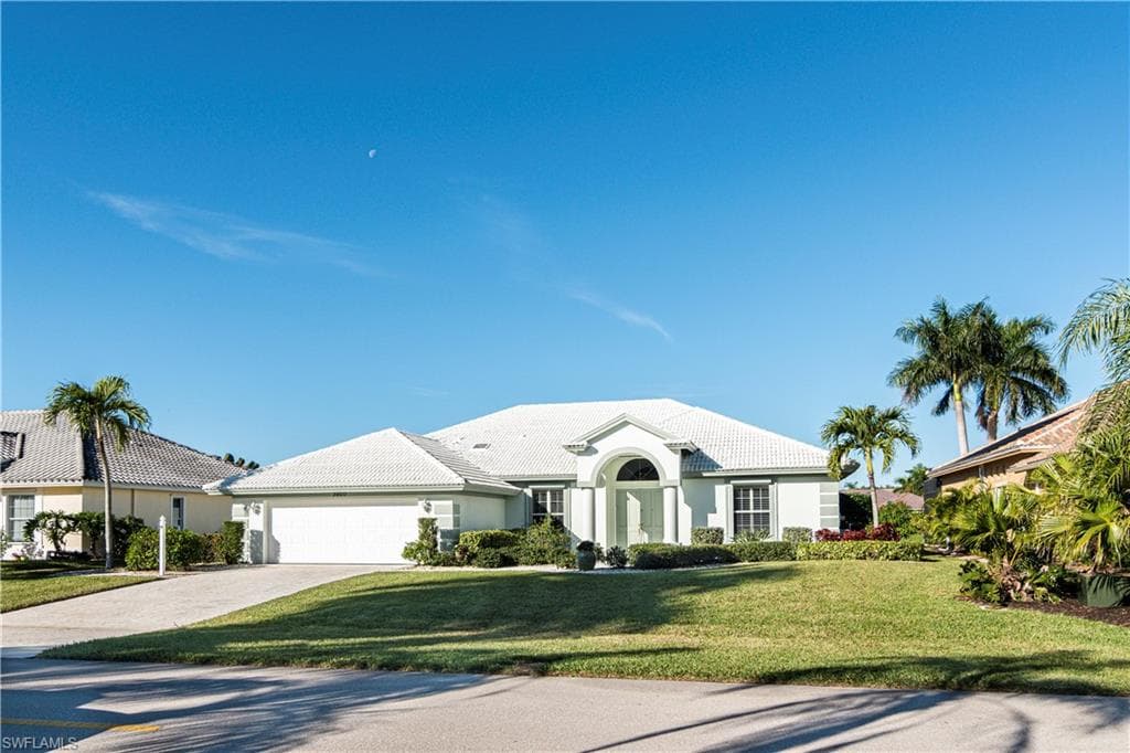 28510 Sombrero DR BONITA SPRINGS, FL 34135