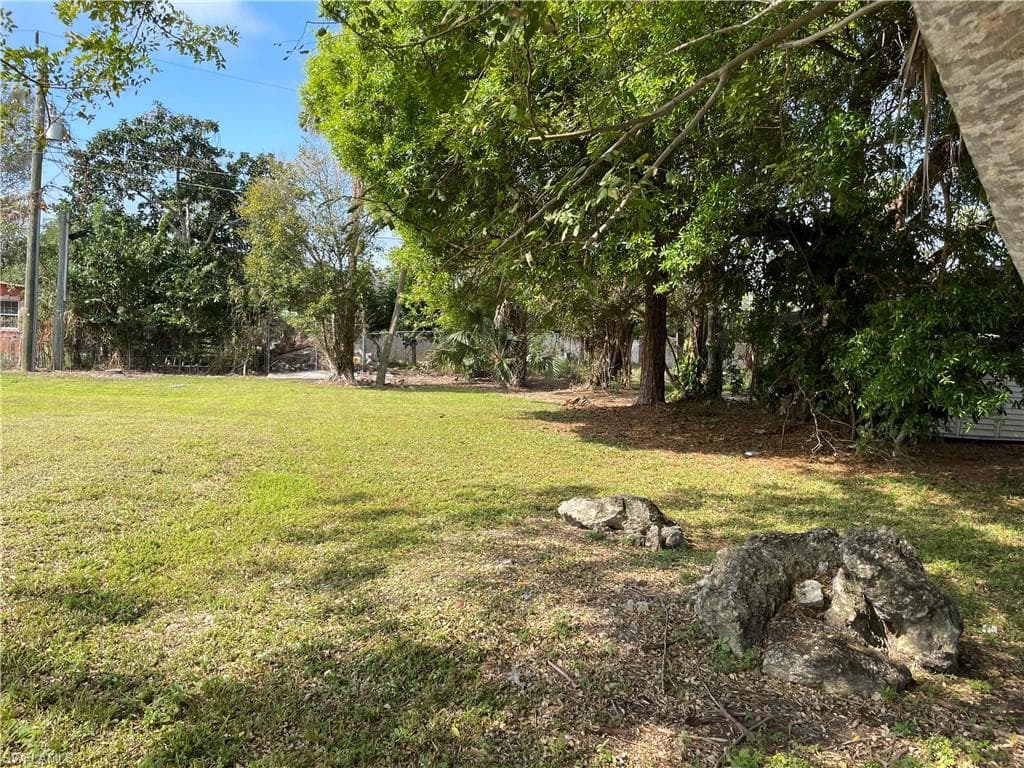 XXXX Acadia LN NAPLES, FL 34112