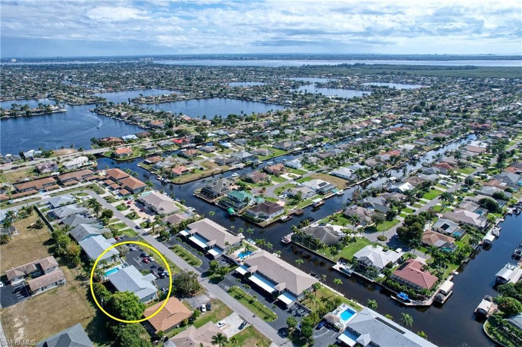 905 SW 48th TER 201 CAPE CORAL, FL 33914