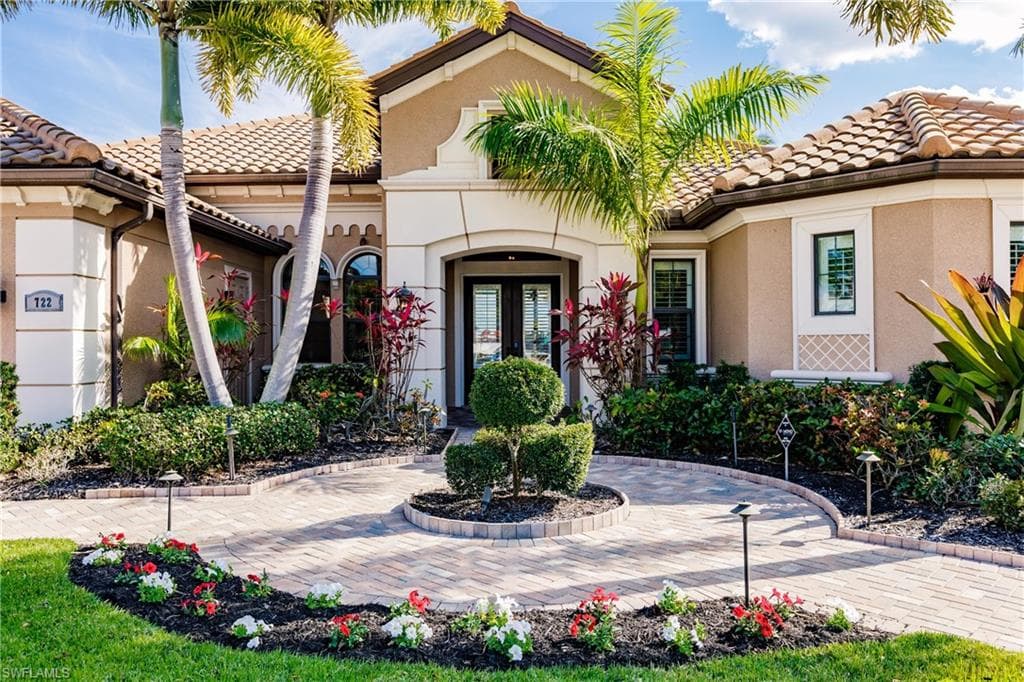 722 SW 49th LN CAPE CORAL, FL 33914