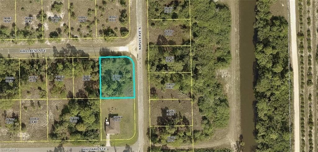 1268 Hillcrest ST E LEHIGH ACRES, FL 33974