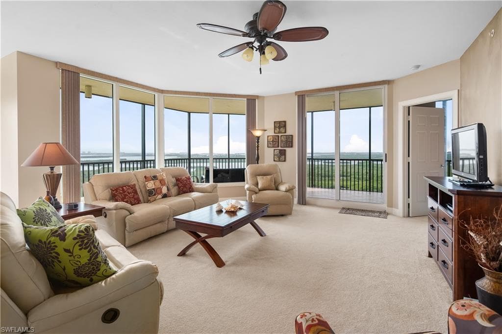 1065 Borghese LN 2001 NAPLES, FL 34114
