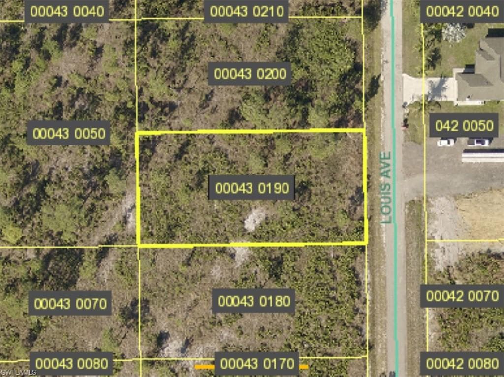 313 Louis AVE LEHIGH ACRES, FL 33936