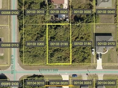 3216 13th ST SW LEHIGH ACRES, FL 33976
