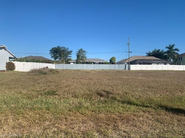2209 NE 13th PL CAPE CORAL, FL 33909