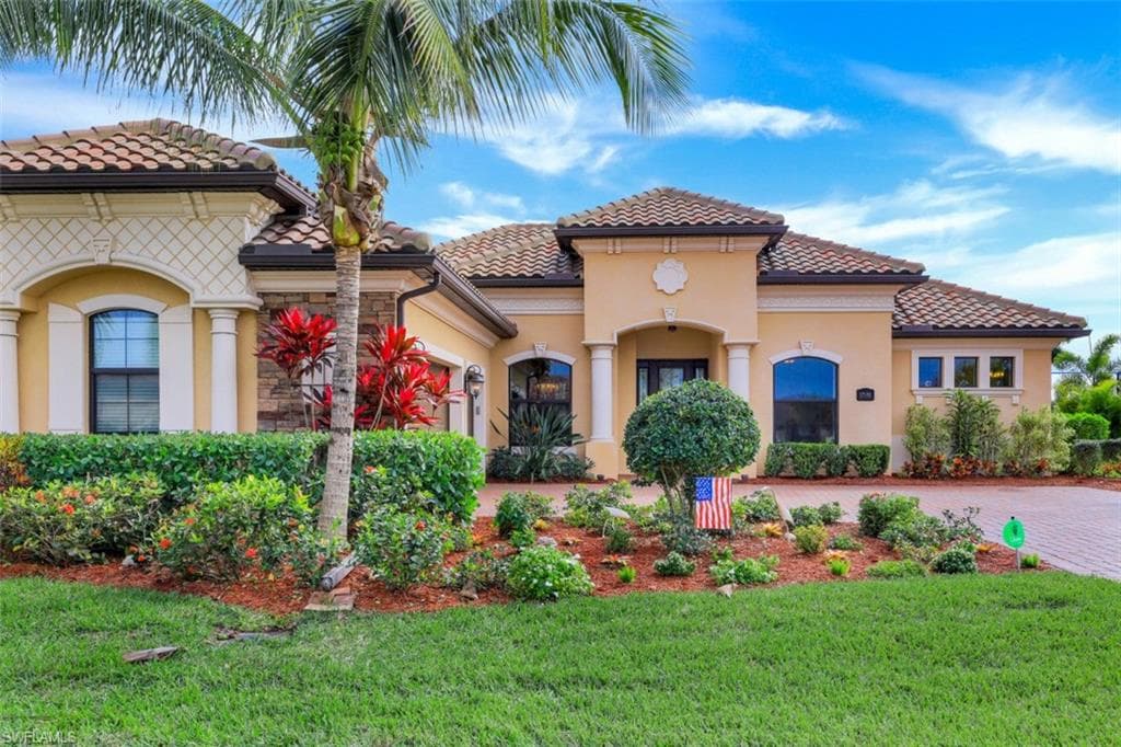 17191 Cherrywood CT BONITA SPRINGS, FL 34135