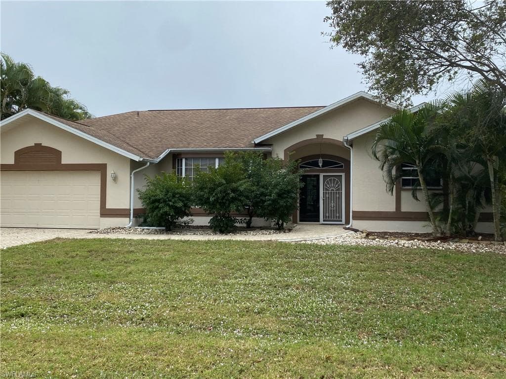 19513 Devonwood CIR FORT MYERS, FL 33967