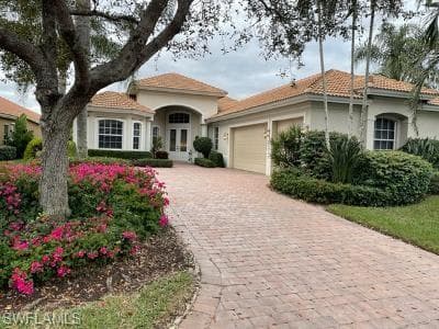 20180 Markward CRCS ESTERO, FL 33928