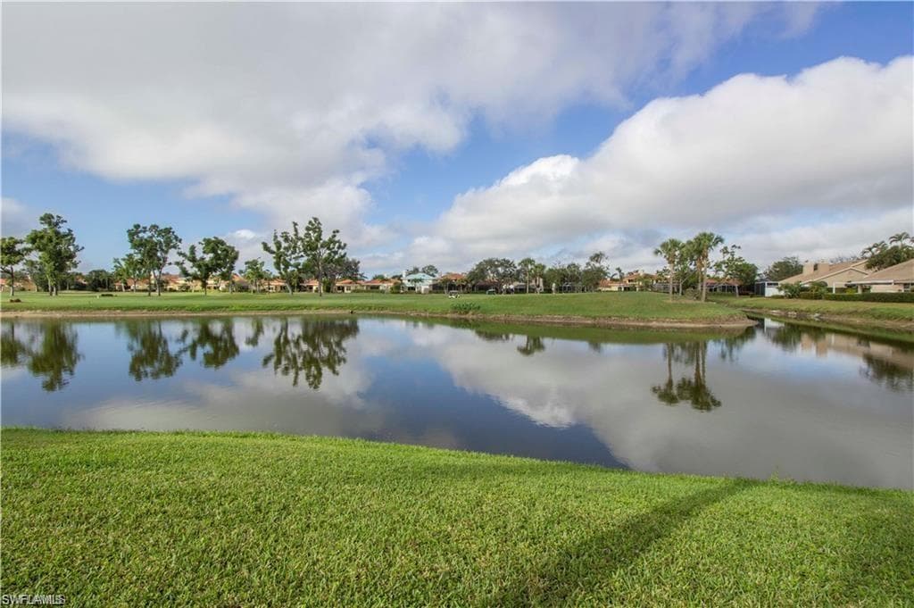 10372 Quail Crown DR NAPLES, FL 34119