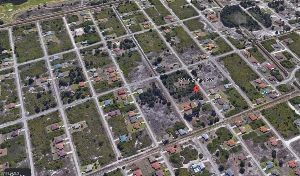 2710 29th ST SW LEHIGH ACRES, FL 33976