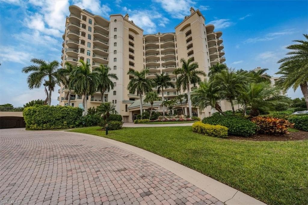 4801 Island Pond CT 903 BONITA SPRINGS, FL 34134