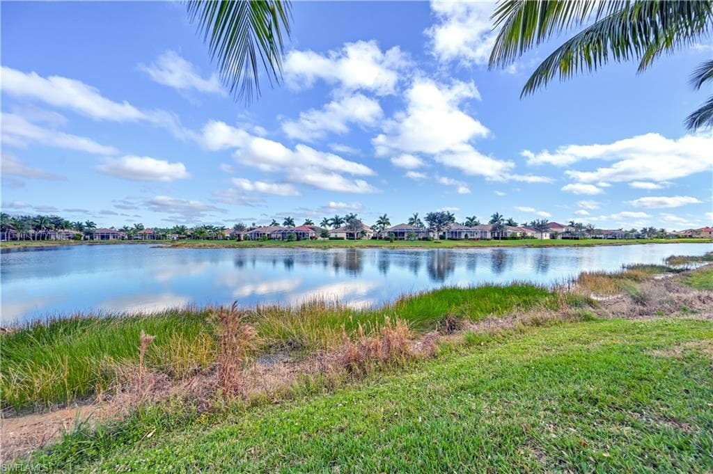 14366 Manchester DR NAPLES, FL 34114