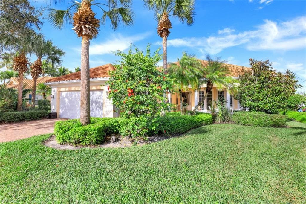 3132 Dominica WAY NAPLES, FL 34119