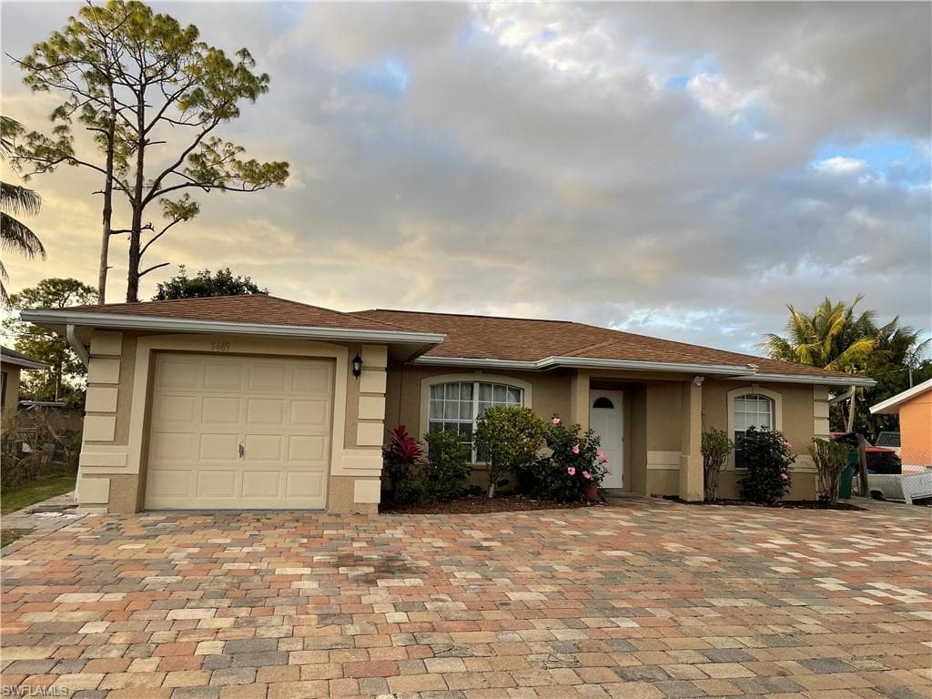 5469 Hardee ST NAPLES, FL 34113