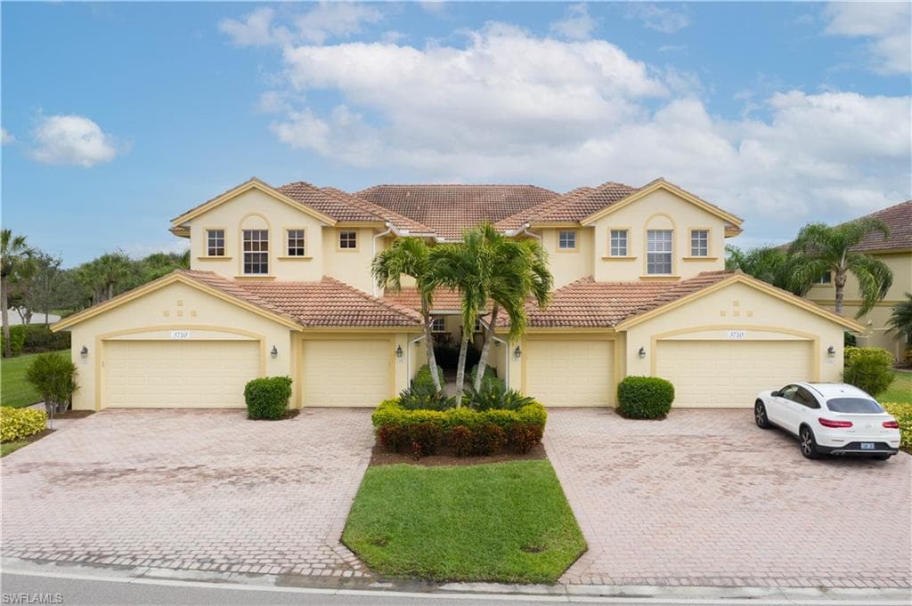 3710 Pebblebrook Ridge CT 102 FORT MYERS, FL 33905
