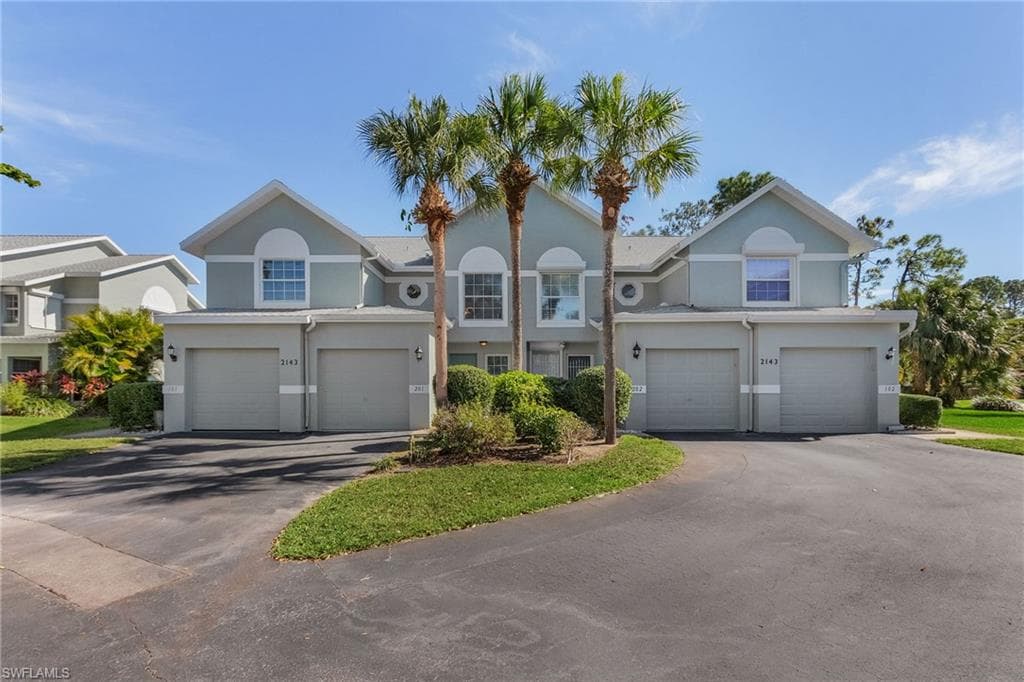2143 Tama CIR 201 NAPLES, FL 34112