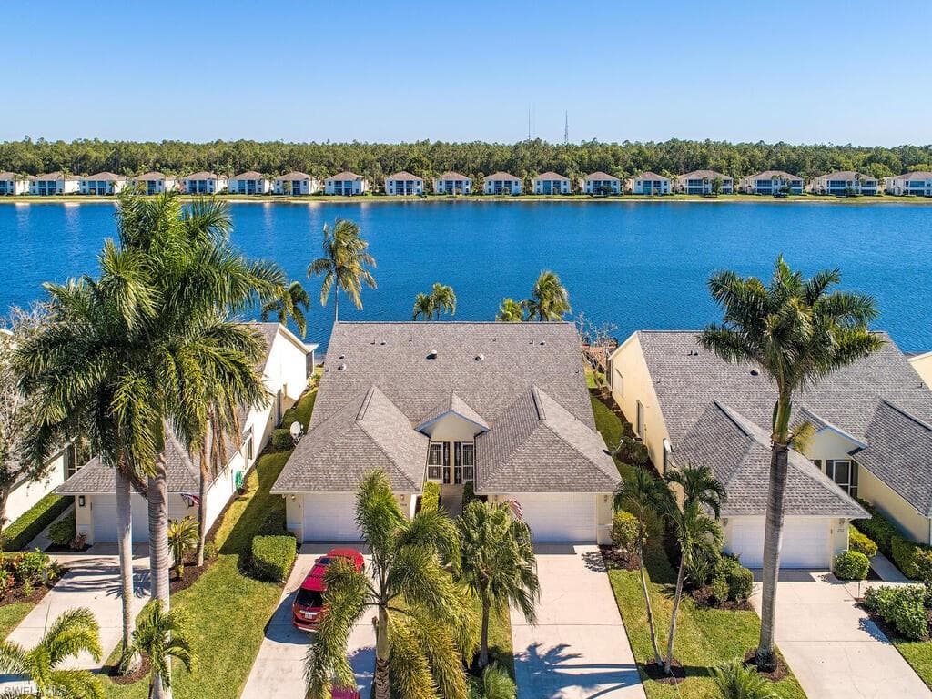 2908 W Crown Pointe BLVD 13-2 NAPLES, FL 34112