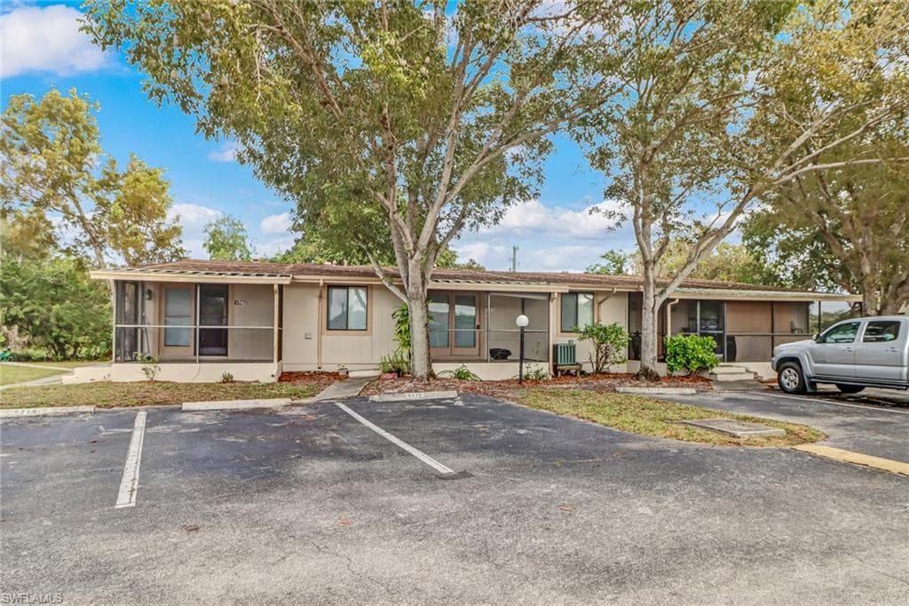 5218 Treetops DR I-B-2 NAPLES, FL 34113