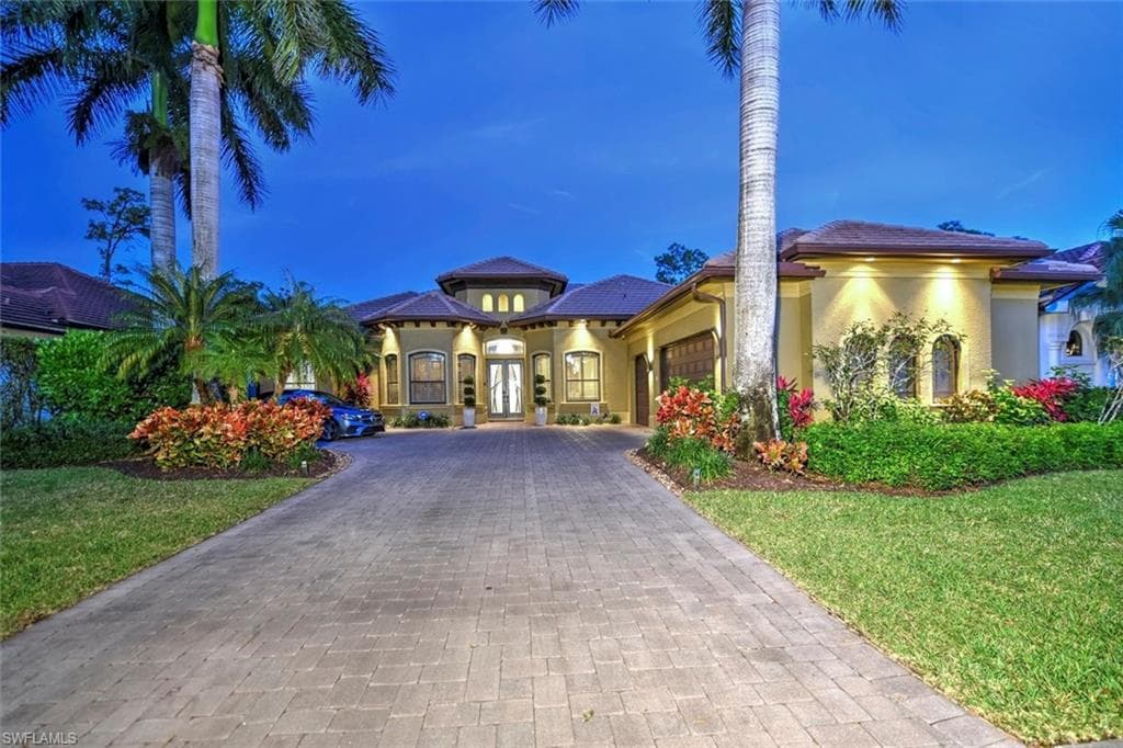 14712 Beaufort CIR NAPLES, FL 34119