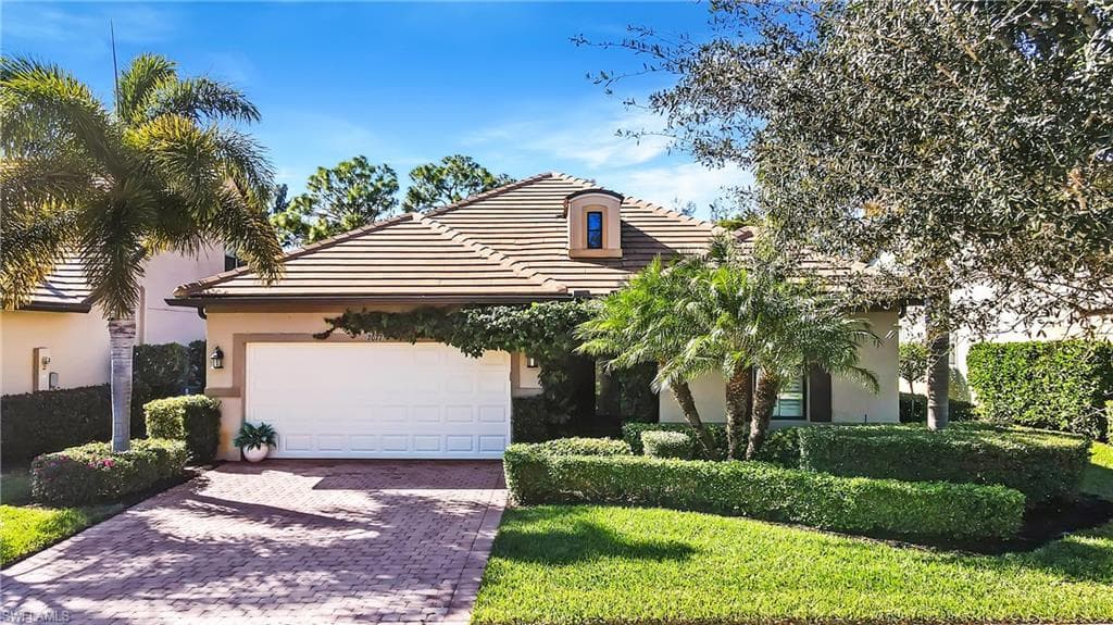 7077 Live Oak DR NAPLES, FL 34114