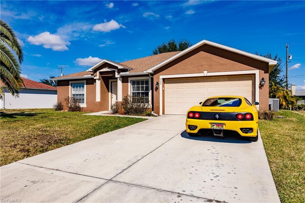 527 NE 5th CT CAPE CORAL, FL 33909