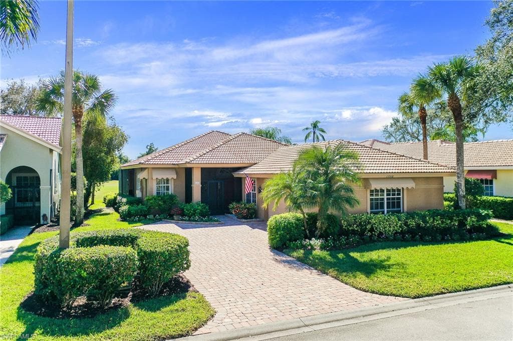 13510 Southampton DR BONITA SPRINGS, FL 34135