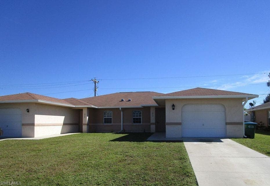 313 NE 16th PL CAPE CORAL, FL 33909