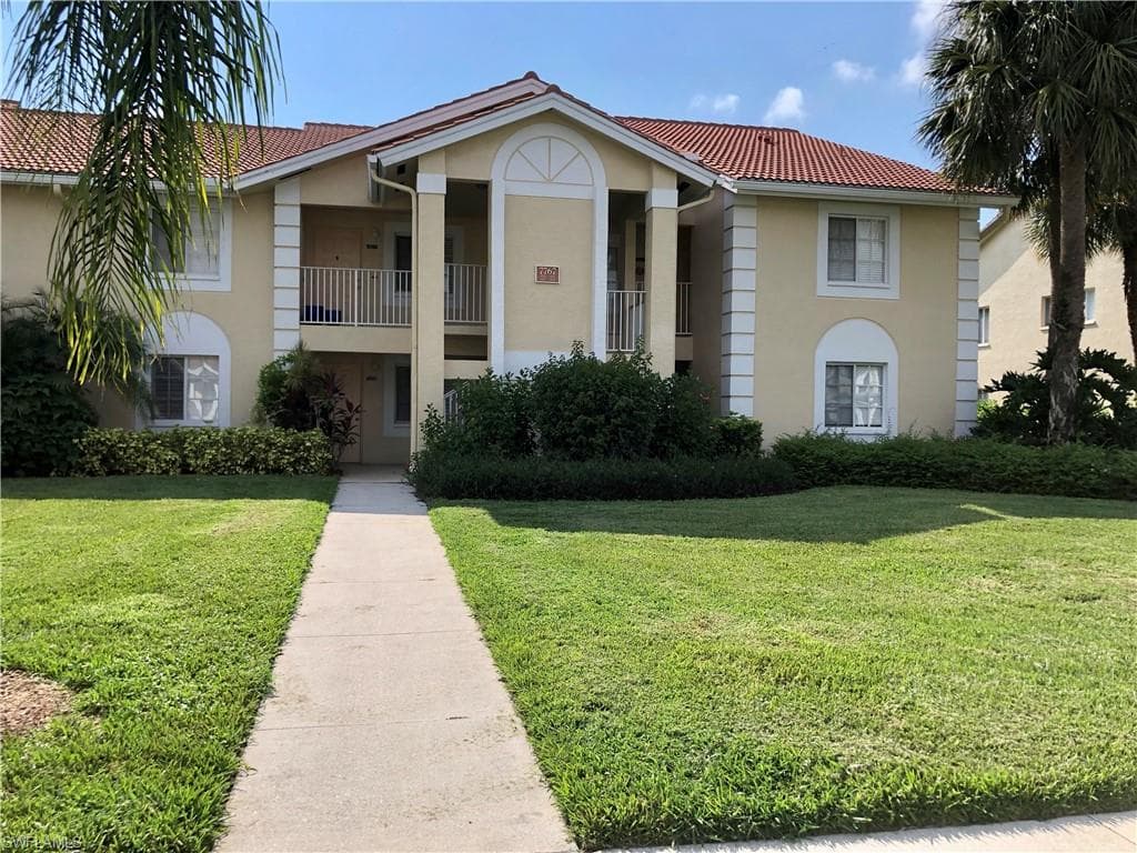 7767 Jewel LN 104 NAPLES, FL 34109