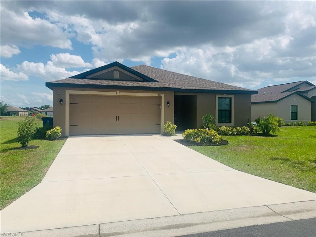 722 Morningview CT LEHIGH ACRES, FL 33974