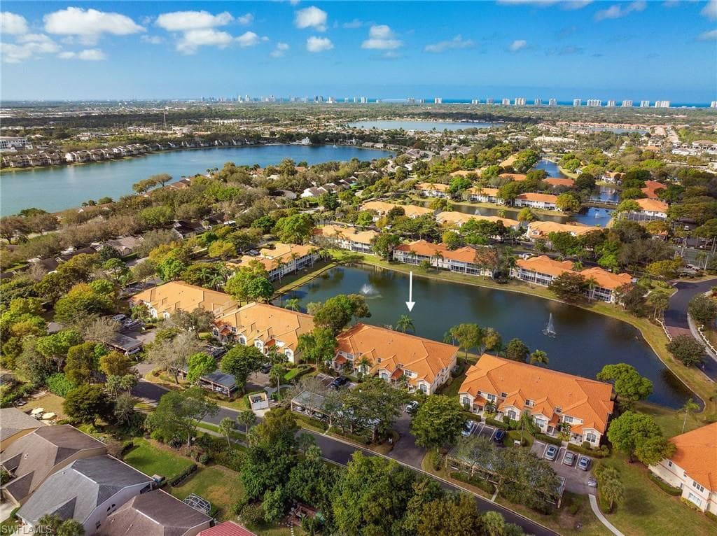 2506 Orchid Bay DR Z-204 NAPLES, FL 34109