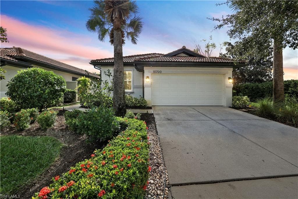 10700 Avila CIR FORT MYERS, FL 33913