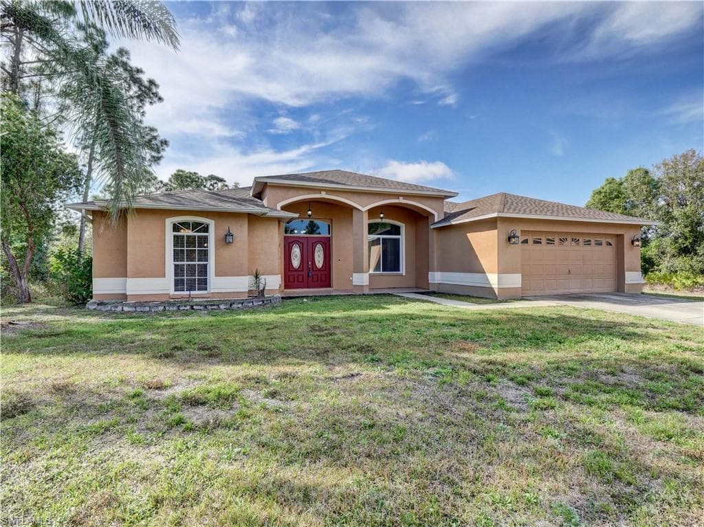 713 Mckinley AVE LEHIGH ACRES, FL 33972