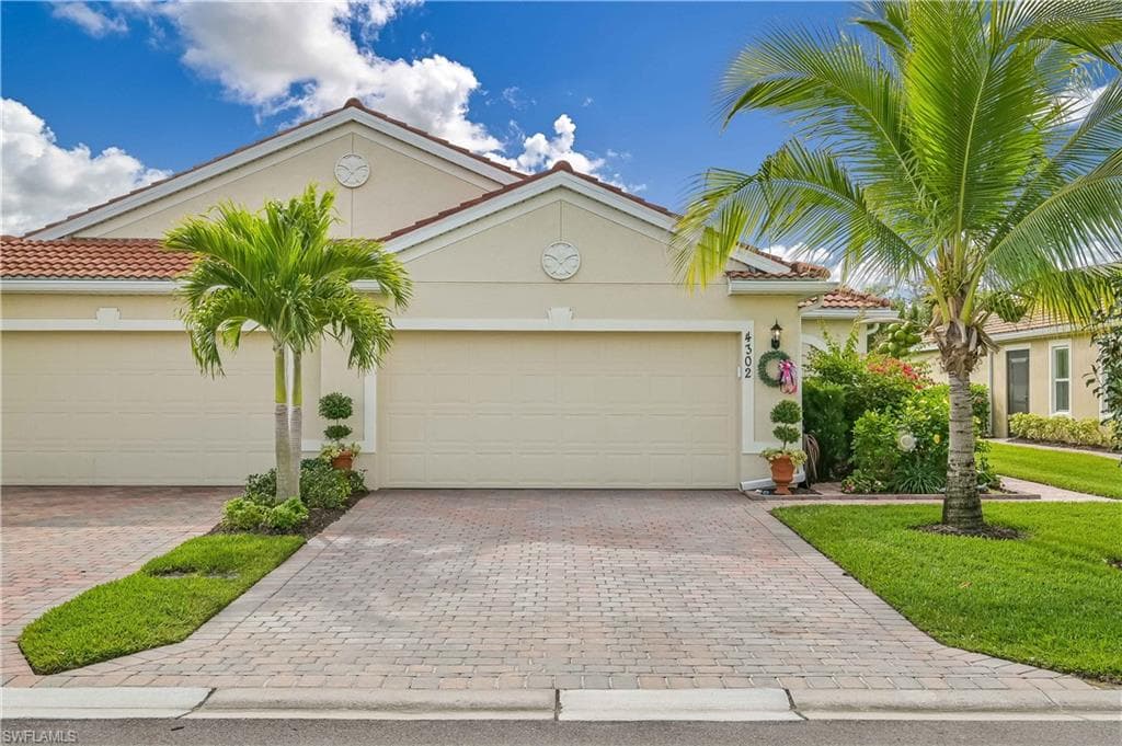 4302 Dutchess Park RD FORT MYERS, FL 33916