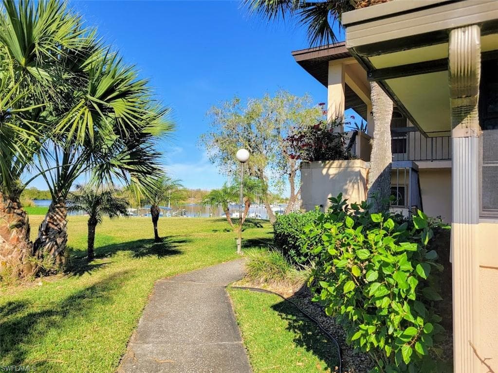 1070 Villa DR D103 LABELLE, FL 33935