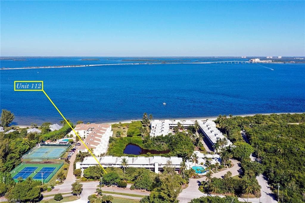 200 Periwinkle WAY 112 SANIBEL, FL 33957