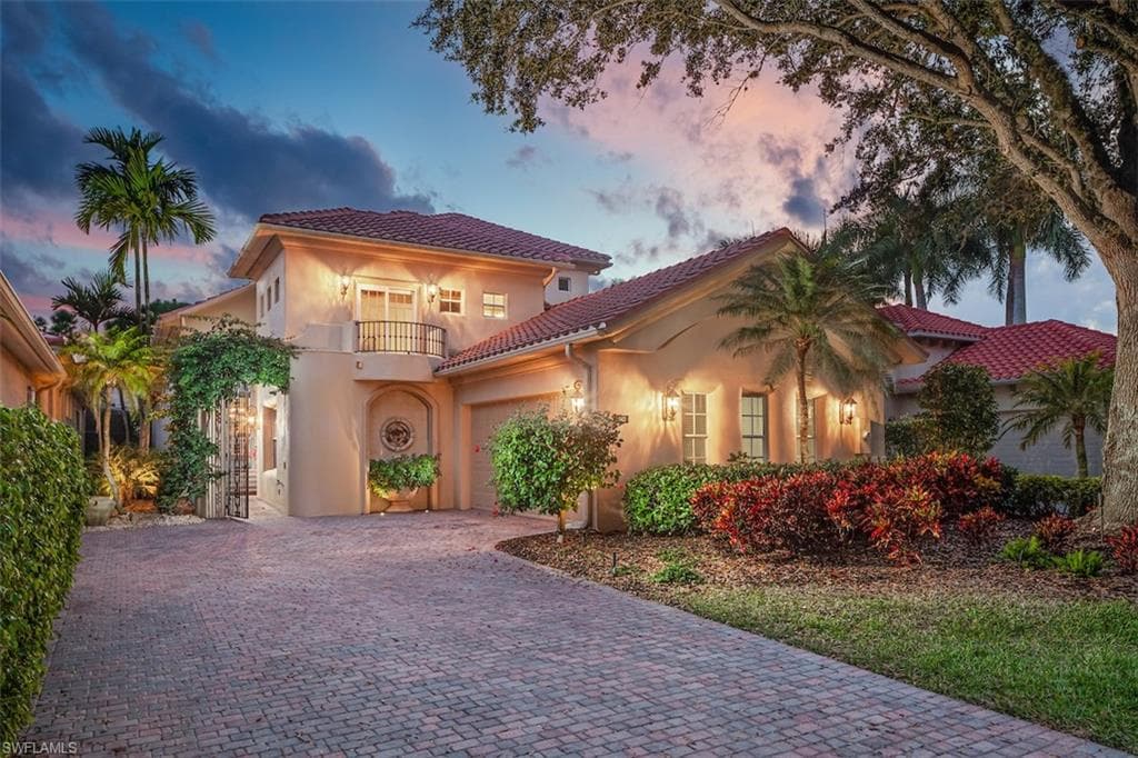 1342 Via Portofino NAPLES, FL 34108