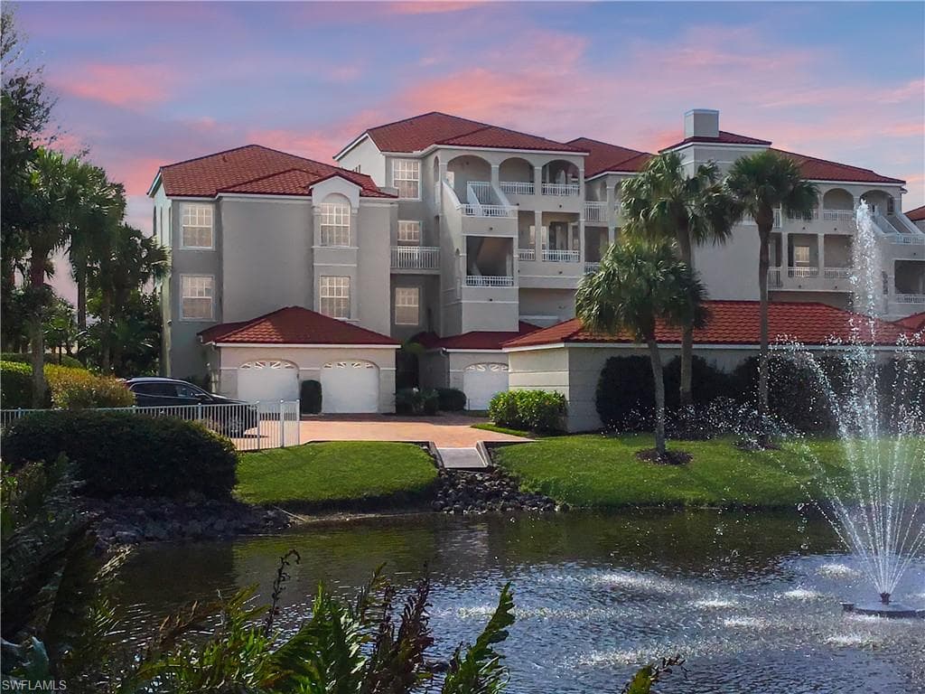 1520 Clermont DR H-101 NAPLES, FL 34109