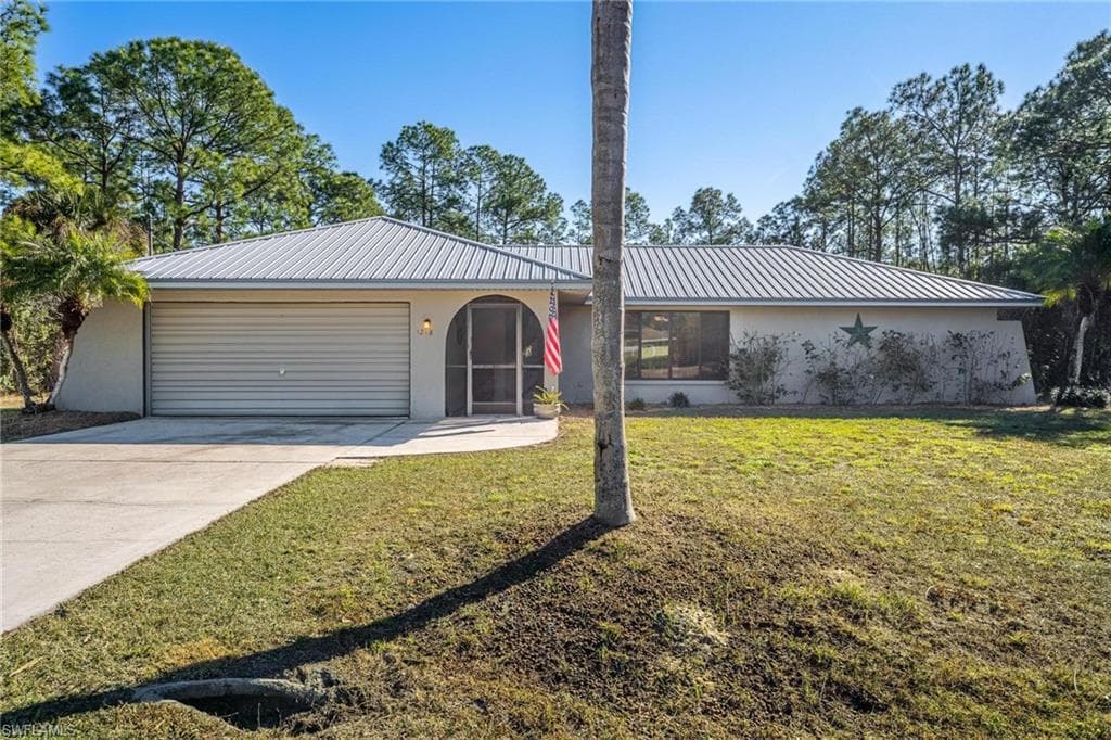 1218 Jackson AVE LEHIGH ACRES, FL 33972