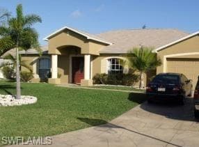 233 SW 43rd LN CAPE CORAL, FL 33914
