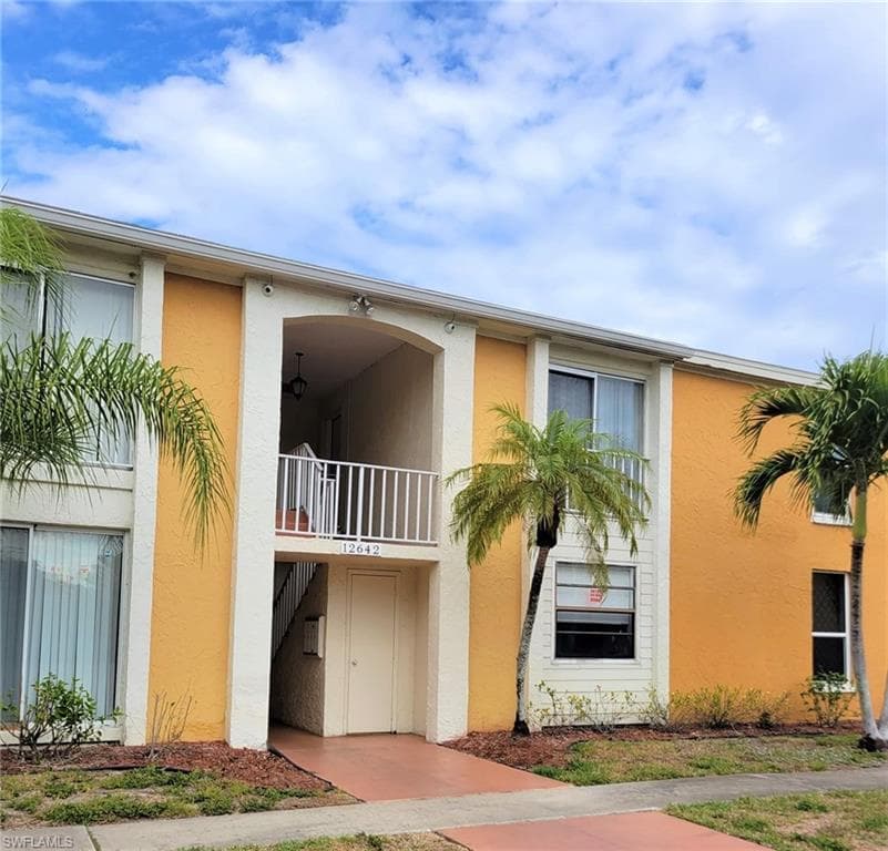 12642 Kenwood LN D FORT MYERS, FL 33907