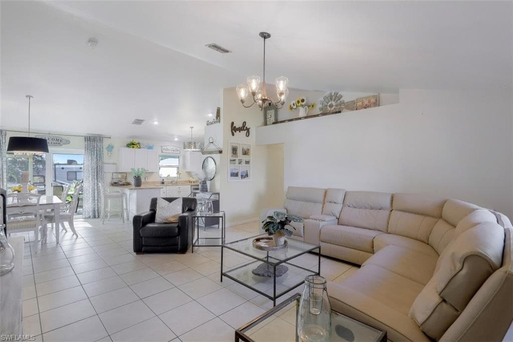 4107 33rd ST SW LEHIGH ACRES, FL 33976