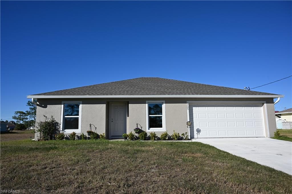 1705 NE 33rd LN CAPE CORAL, FL 33909