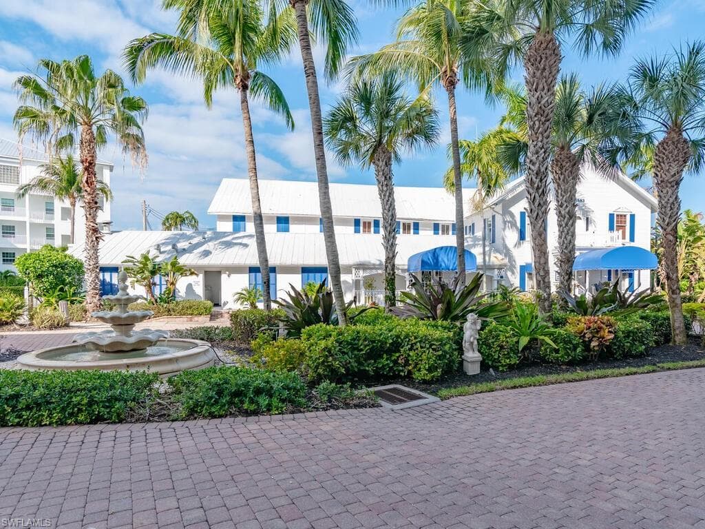 160 Palm ST 210 MARCO ISLAND, FL 34145