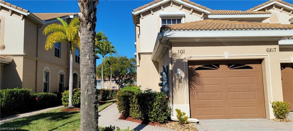 6817 Sterling Greens DR 8-101 NAPLES, FL 34104